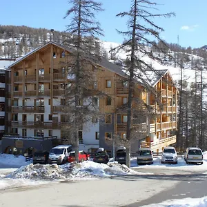 Appart hôtel L'ecrin Des Neiges 